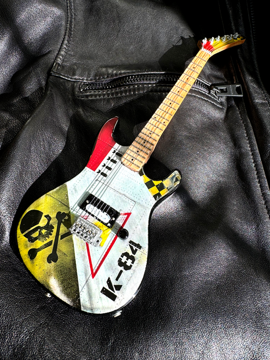 K-84 Mini Guitar