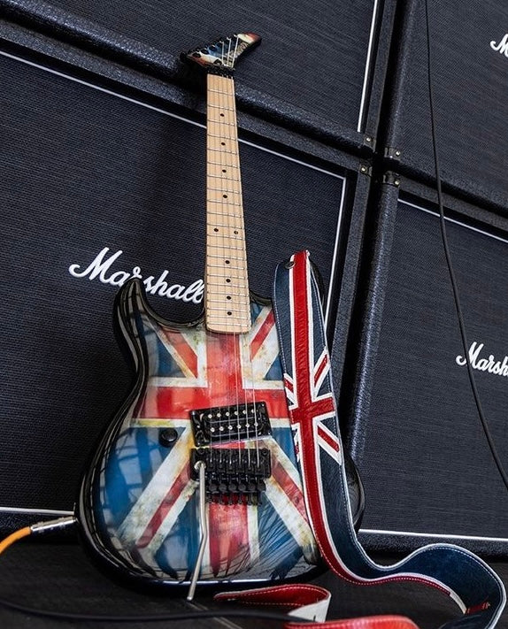 Full Size Guitars – RonzWorld Guitar Gallery